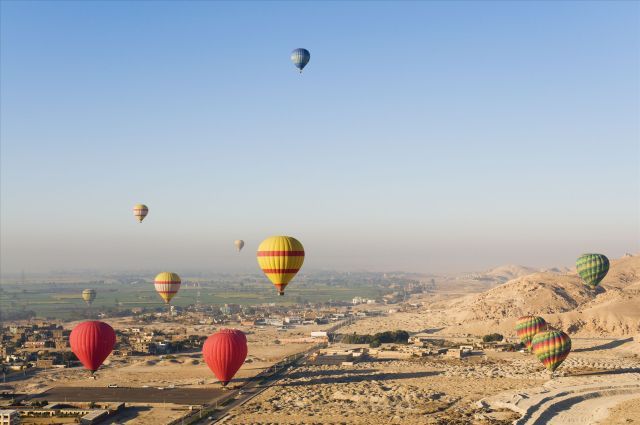 Αίγυπτος: Συνετρίβη αερόστατο με 20 επιβαίνοντες - Media