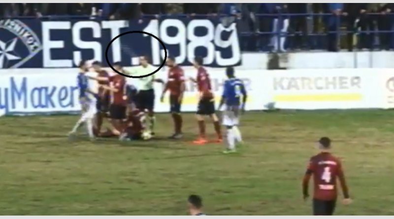Επεισόδια στον αγώνα Ιωνικός – Προοδευτική! Πέταξαν μπουκάλι στο κεφάλι του διαιτητή (Video)   - Media