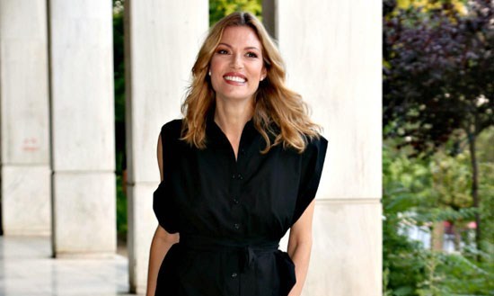 Eξιτήριο από το μαιευτήριο για τη Βίκυ Καγιά: Οι πρώτες φωτογραφίες με τον γιο της! (Photos) - Media