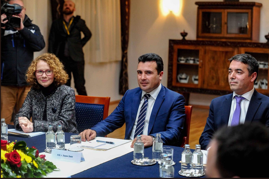 ΠΓΔΜ: «Σιγή ιχθύος» μετά το συμβούλιο πολιτικών αρχηγών για τα ονόματα που έπεσαν στο τραπέζι - Media