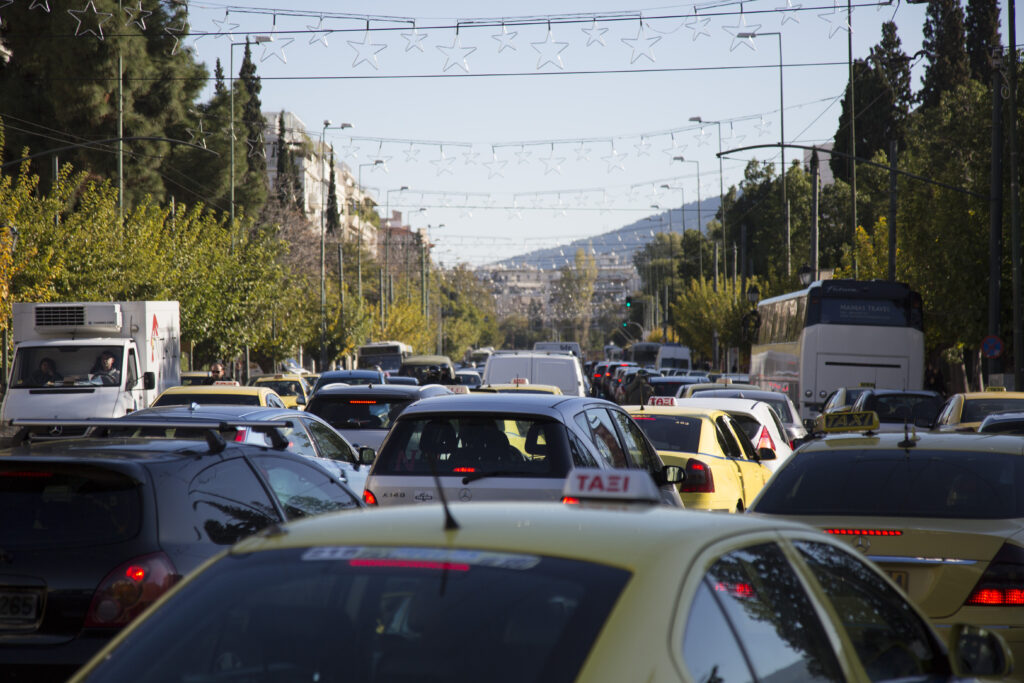Αυξημένη κίνηση στους δρόμους της Αθήνας (χάρτης)  - Media