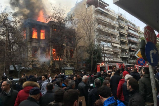 Θεσσαλονίκη: Για... παράνομες οικοδομικές εργασίες προσήχθησαν οι αντιεξουσιαστές που βρίσκονταν στη Libertatia - Media