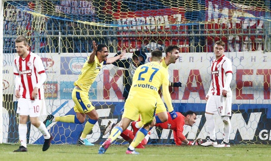 «Φρέναρε» τον Ολυμπιακό ο Αστέρας - Οι Αρκάδες έκαναν δώρο την κορυφή στον ΠΑΟΚ - Media