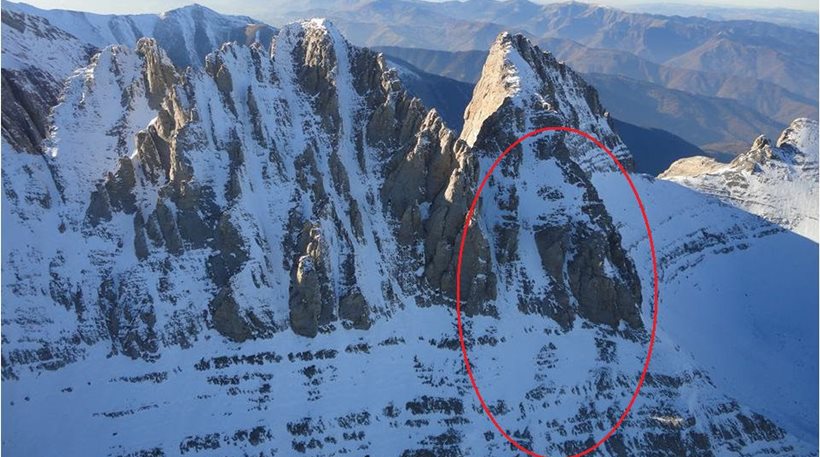 Θρίλερ στον Όλυμπο - Γυναίκα ορειβάτης έπεσε στο λούκι του Στεφανιού - Μεγάλη επιχείρηση διάσωσης - Media