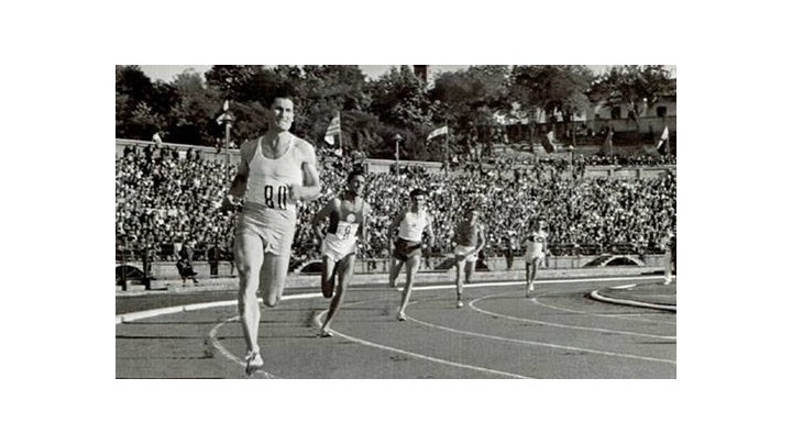 Θρήνος για τον ελληνικό στίβο - Πέθανε ο Βασίλης Σύλλης - Media