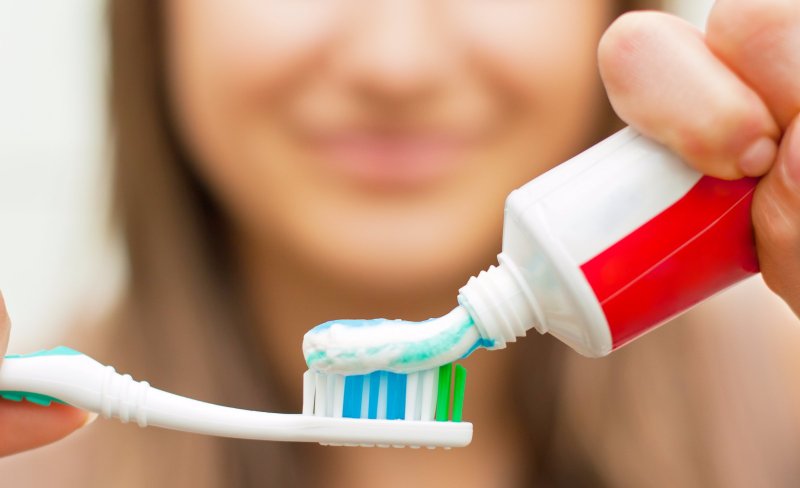 Οι πέντε «μαγικές» χρήσεις της οδοντόκρεμας στην κουζίνα - Media