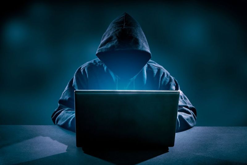 Απίστευτη απάτη εις βάρος ελληνικής εταιρίας από Ισπανούς χάκερς - «Τρύπωσαν» στα κομπιούτερ της και την κατέκλεψαν  - Media