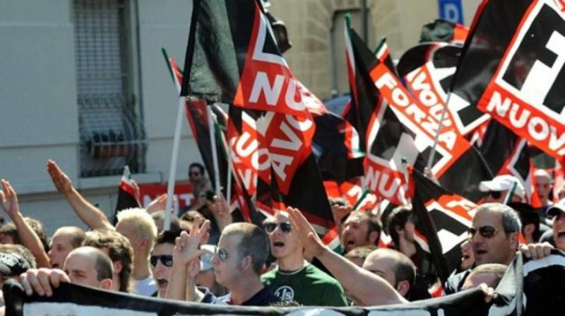 Φασίστες έκαναν έφοδο σε ιταλική τηλεοπτική εκπομπή - Media