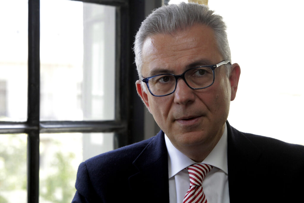 Ρουσόπουλος για τα γκαζάκια στη Γκραμποφσκι: Ο Καμμένος να μαζέψει την εκπρόσωπό του - Media