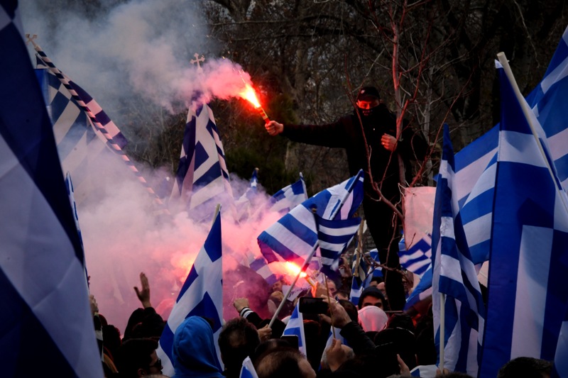 «Χοντραίνει το παιχνίδι» με το «Ρουβίκωνα» - Παρέμβαση της δικαιοσύνης για τις αναρτήσεις για το συλλαλητήριο - Media