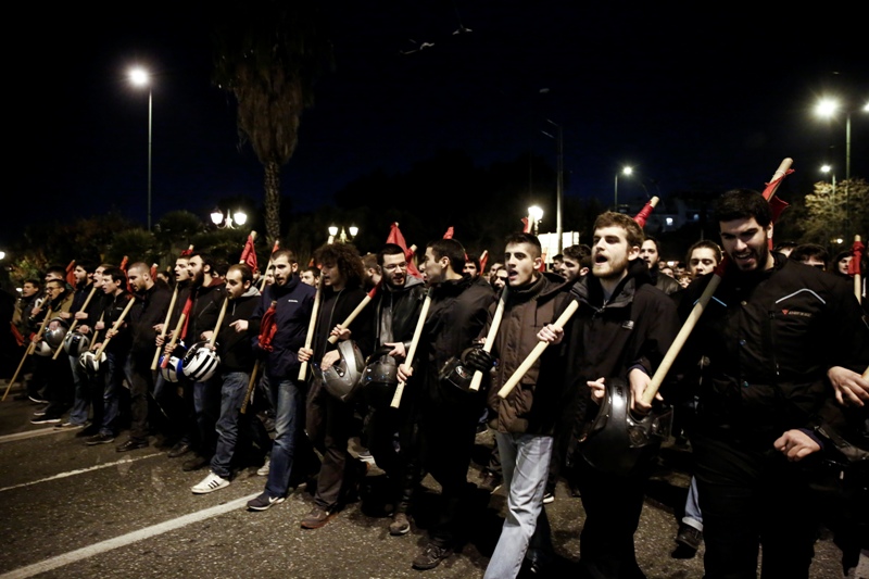 Ολοκληρώθηκε η αντιφασιστική πορεία στο κέντρο της Αθήνας (Photos) - Media
