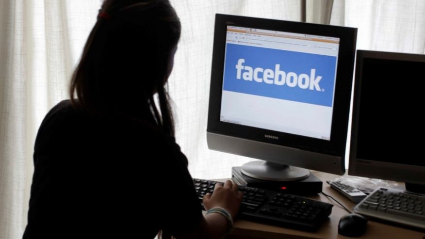 Πρόλαβαν 58χρονη που έγραψε στο facebook ότι ήθελε να αυτοκτονήσει - Media