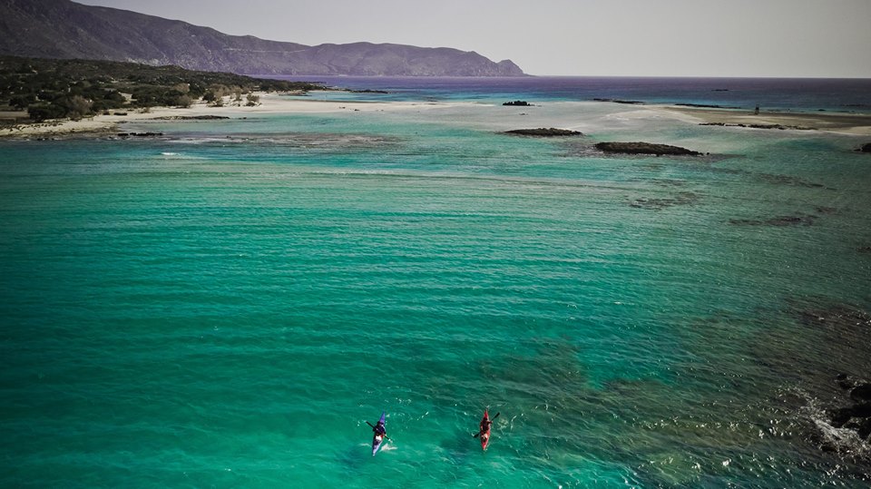 Πανικός σε αεροπλάνο – Ξέσπασε πυρκαγιά σε βαλίτσα από power bank (Video) - Media