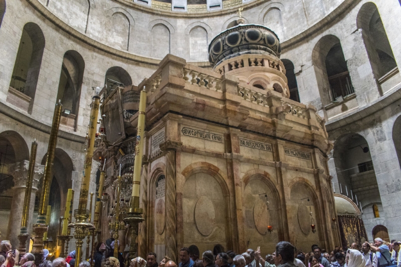 Αναστέλλονται τα μέτρα των Ισραηλινών που οδήγησαν στο κλείσιμο του Ναού της Αναστάσεως 	 - Media