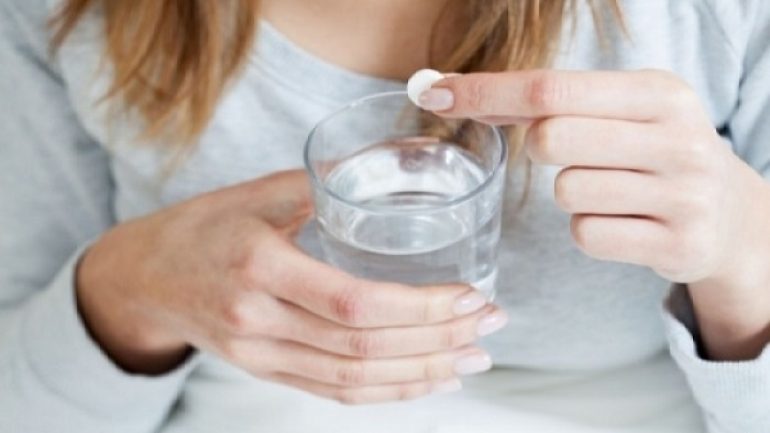 Μόνο με ειδική ιατρική συνταγή οι αντιβιώσεις - Τι αλλάζει - Media