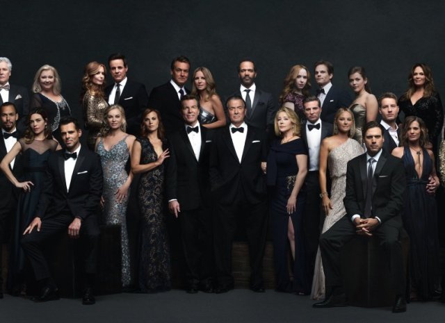 Τα «Ατίθασα Νιάτα» κλείνουν τα 45 τους χρόνια:  Η σαπουνόπερα που γράφει ιστορία (Photo) - Media