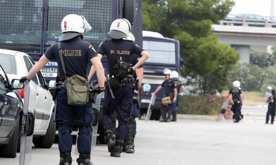 Άρχισαν τα όργανα - Επεισόδια οπαδών Ολυμπιακού - ΑΕΚ και στο Ηρακλείο - Media