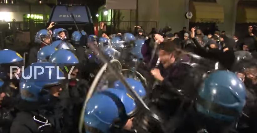 Ιταλία: Συγκρούσεις αστυνομίας με αντιφασίστες στο Μιλάνο - Media