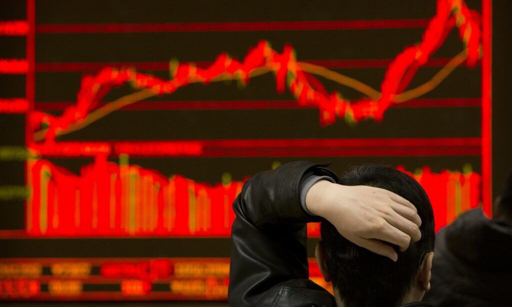 Μεγάλες απώλειες στη Wall Street  και το Χρηματιστήριο του Τόκιο  - Media