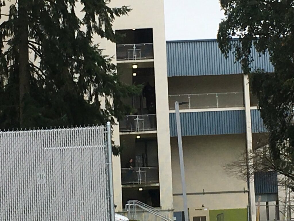 Πυροβολισμοί σε κολέγιο στο Σιάτλ - Το σχολείο εκκενώθηκε (Photos) - Media