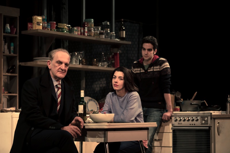 David Hare ΦΕΓΓΙΤΗΣ (SKYLIGHT by DAVID HARE) - Σκηνοθεσία : Κωνσταντίνος Μαρκουλάκης - Έναρξη : Σάββατο 10 Φεβρουαρίου - Media