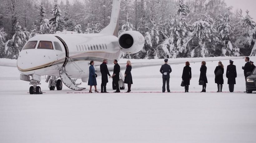 Νορβηγία: Υποδοχή με κόκκινο χαλί στο λευκό χιόνι για τον πρίγκιπα Ουίλιαμ και την Κέιτ (Photos) - Media