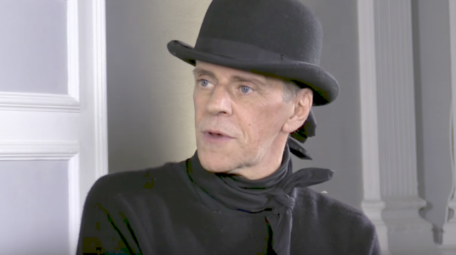 Πέθανε σε ηλικία 58 ετών ο πανκ εικονοκλάστης Τζούντι Μπλέιμ - Media