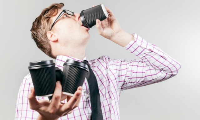 Σου αρέσει ο καφές; Αυτό το σημάδι σου δείχνει ότι το έχεις παρακάνει…! - Media