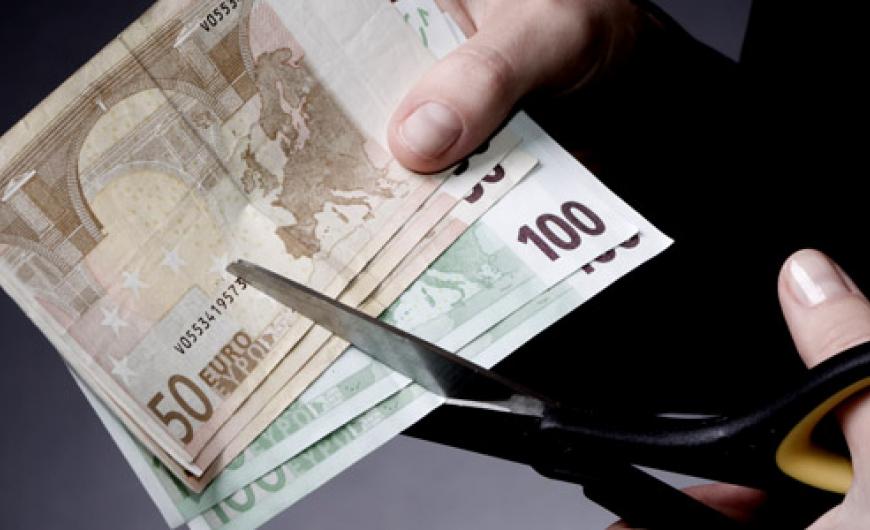 Πρωτοφανές: Άνεργος πατέρας πέτυχε «κούρεμα» χρέους κατά 99% - Media