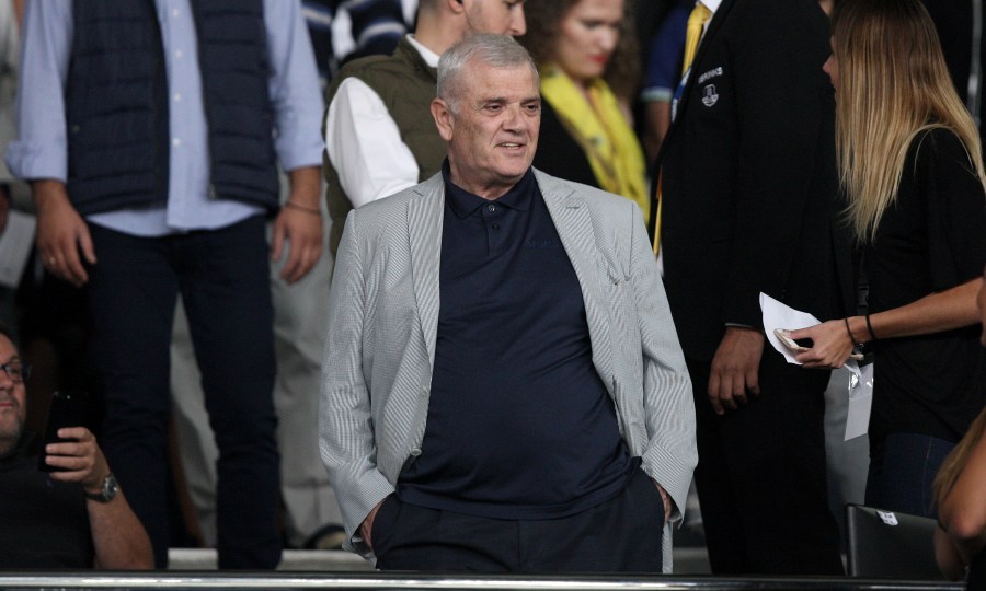 «Η φανέλα να γίνει δεύτερο πετσί σας - Μπείτε πεινασμένοι, σας κλέβουν τον ιδρώτα 20 χρόνια» - «Ντόπες» Μελισσανίδη στους παίκτες - Media