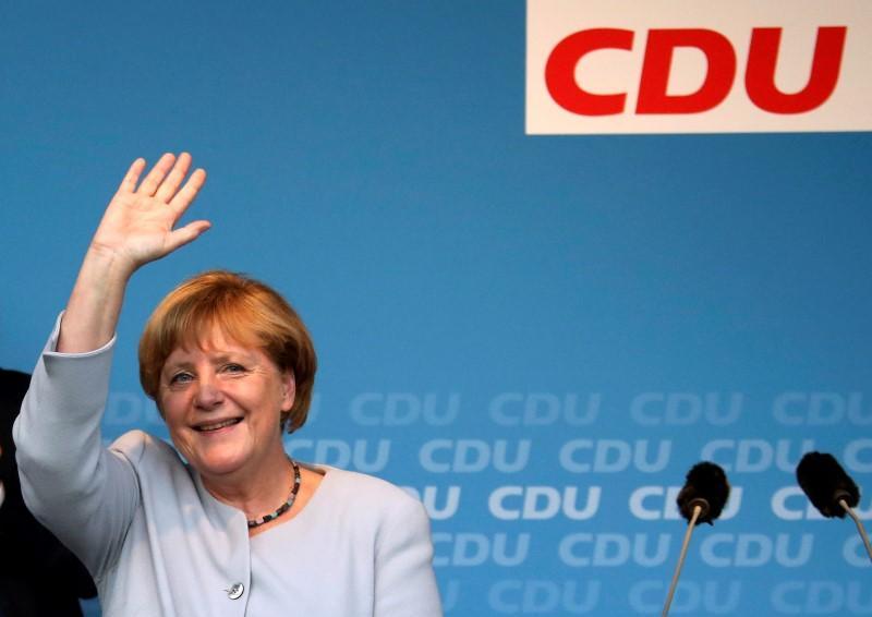 Το κόμμα της Μέρκελ ενέκρινε τον «μεγάλο συνασπισμό» με τους Σοσιαλδημοκράτες - Media
