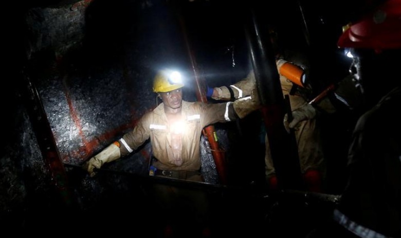 Αγωνία στη Νότια Αφρική: 950 μεταλλωρύχοι αποκλείστηκαν σε βάθος 1.000 μέτρων σε ορυχείο χρυσού - Media