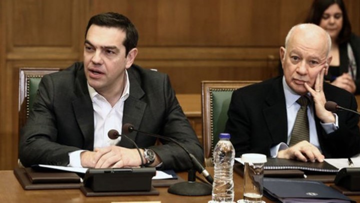 Με sms παραιτήθηκε ο  Παπαδημήτριου – Τι έγραψε στον Τσίπρα - Media