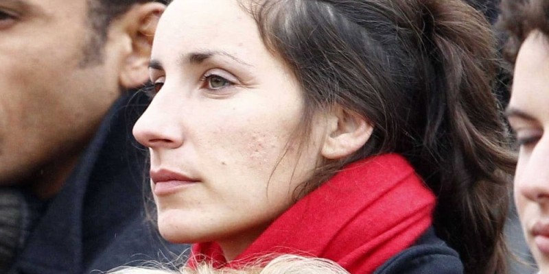 Η εγγονή του Μιτεράν καταγγέλλει Γάλλο Υπουργό για βιασμό - Media
