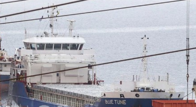 Σε καραντίνα πλοίο στα Άσπρα Σπίτια - Νεκρό ένα μέλος του πληρώματος (Photos) - Media