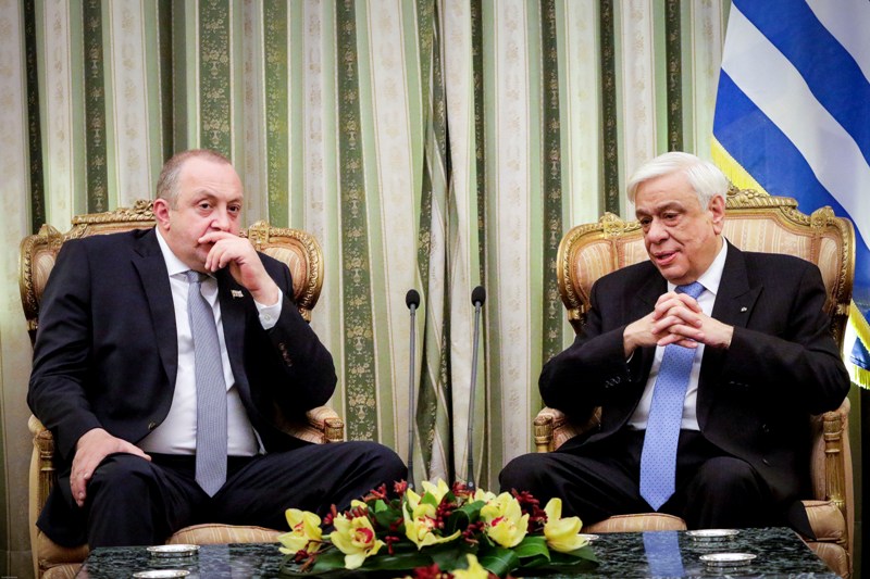 Αυστηρό μήνυμα Παυλόπουλου σε Σκόπια, Τουρκία, Αλβανία - «Το όνομα μπορεί να λυθεί μόνο όταν δεν αποπνέει αλυτρωτισμό» - Media