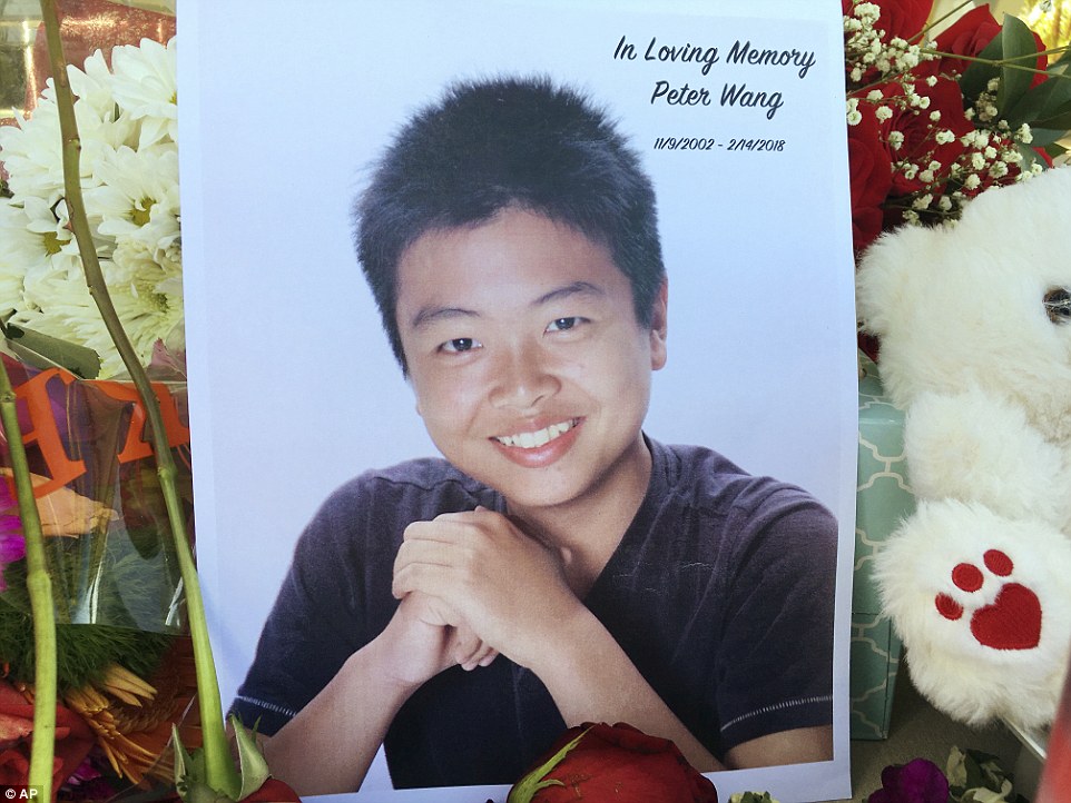 Μετά θάνατον δέχθηκε στρατιωτική Ακαδημία 15χρονο μαθητή που πέθανε σώζοντας άλλους στο μακελειό στη Φλόριντα - Media