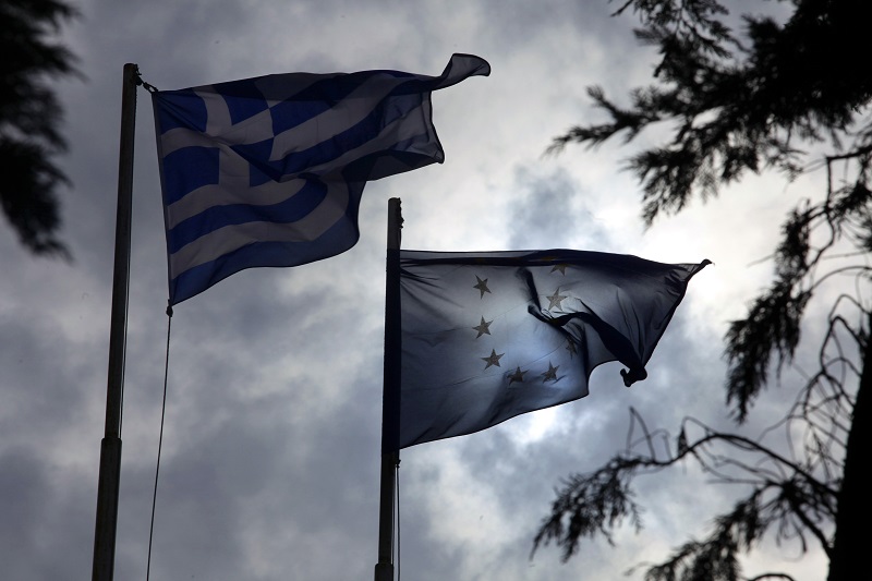 Il Manifesto: Η Ελλάδα του 2019 αλλάζει σελίδα, έχοντας αφήσει πίσω της τα μνημόνια - Media
