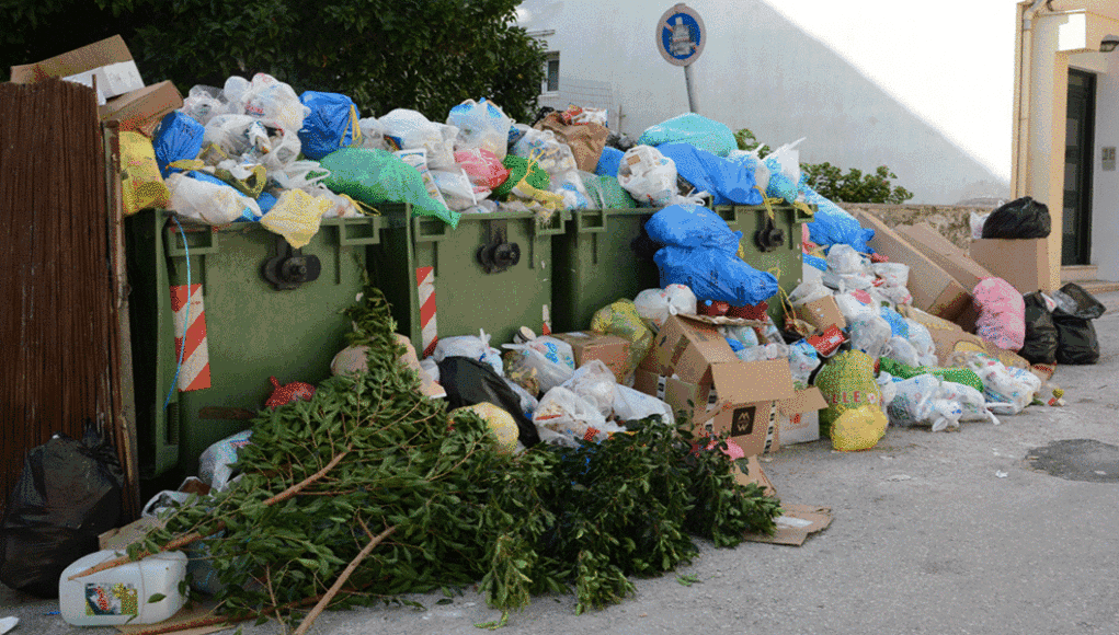 Σε κατάσταση έκτακτης ανάγκης ο δήμος Καλαμάτας για τα σκουπίδια - Media