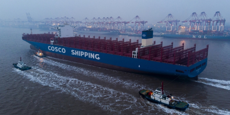 Αναχώρησε από τον Πειραιά το πλοίο-«τέρας» της Cosco - Χρειάστηκε πάνω από 1.000 κινήσεις για να φύγει (Video) - Media