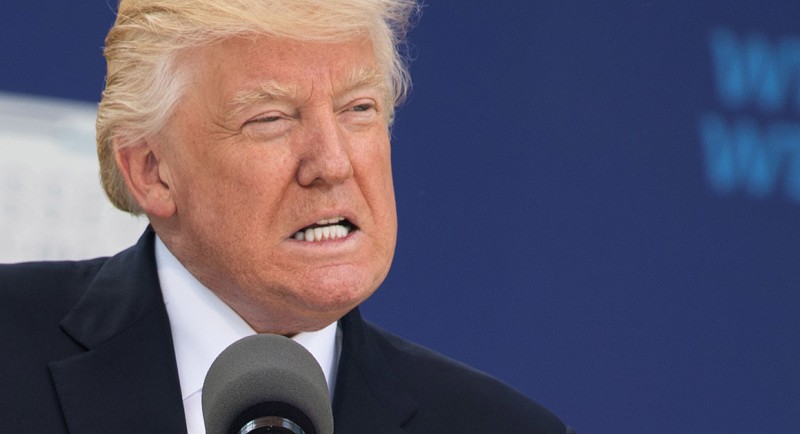 Έξαλλος ο Τραμπ με το FBI: Ασχολείται με τη Ρωσία αντί με τη σφαγή στη Φλόριντα - Media
