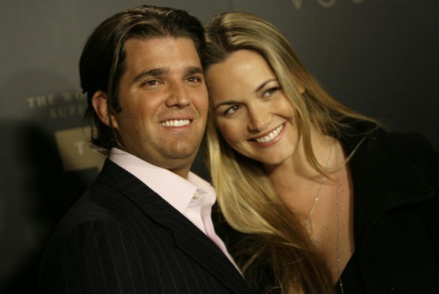 Συναγερμός στον Λευκό Οίκο:  Η σύζυγος του Ντόναλντ Τραμπ Τζούνιορ ήρθε σε επαφή με ύποπτη λευκή σκόνη και μεταφέρθηκε στο νοσοκομείο - Ακίνδυνη αποδείχθηκε η ουσία  - Media