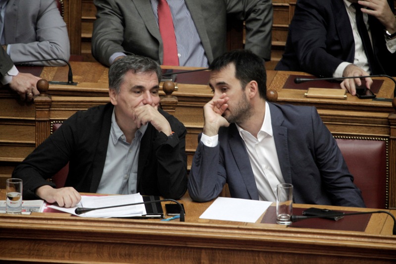 Τρέχουν Τσακαλώτος - Χαρίτσης για επενδύσεις στην Ελλάδα  - Media