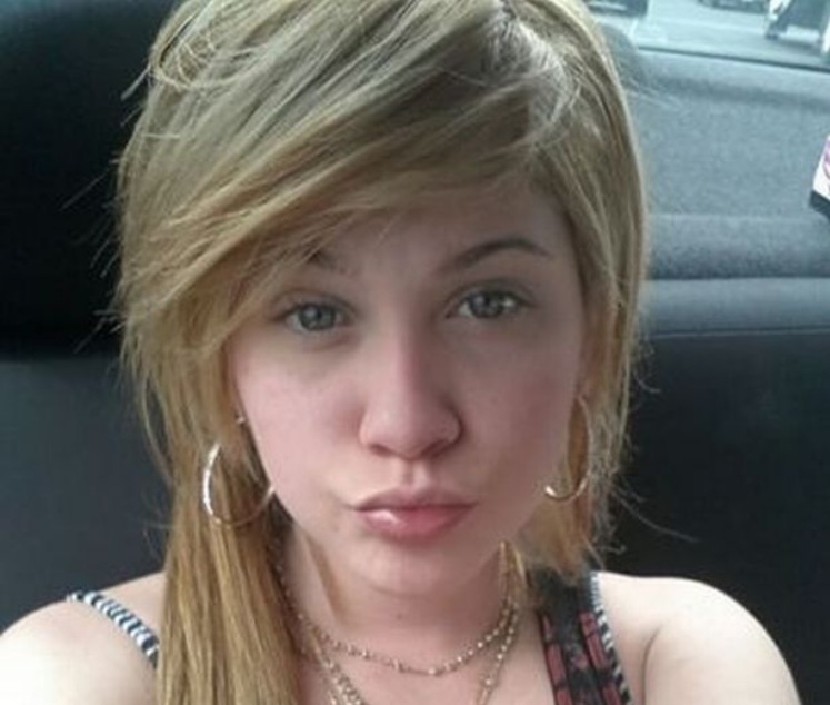 Αποτρόπαιο έγκλημα: Βρέθηκε διαμελισμένη και βαριά βασανισμένη 26χρονη μπροστά σε σχολείο (Video) - Media