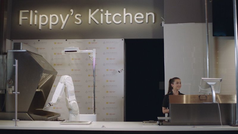 Ρομπότ - μάγειρας ψήνει μπέργκερ σε φαστφουντάδικο (Video/Photo) - Media