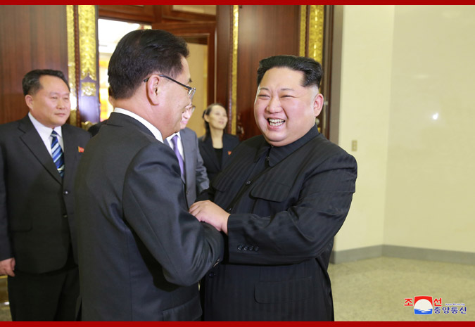 «Ξορκίζουν»  το πολεμικό κλίμα οι συνομιλίες Κιμ Γιονγκ Ουν με Νοτιοκορεάτες – Εκτός διαδικασίας οι ΗΠΑ - Media
