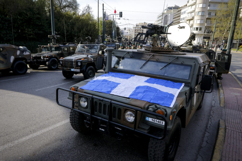 Δείτε LIVE την στρατιωτική παρέλαση στην Αθήνα - Media