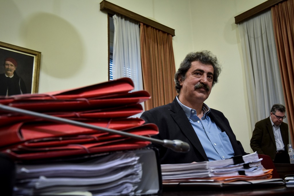 Πολάκης για ΚΕΕΛΠΝΟ: Κάποιοι σήκωσαν τα λεφτά του δανείου και έπαιξαν μπάλα - Media