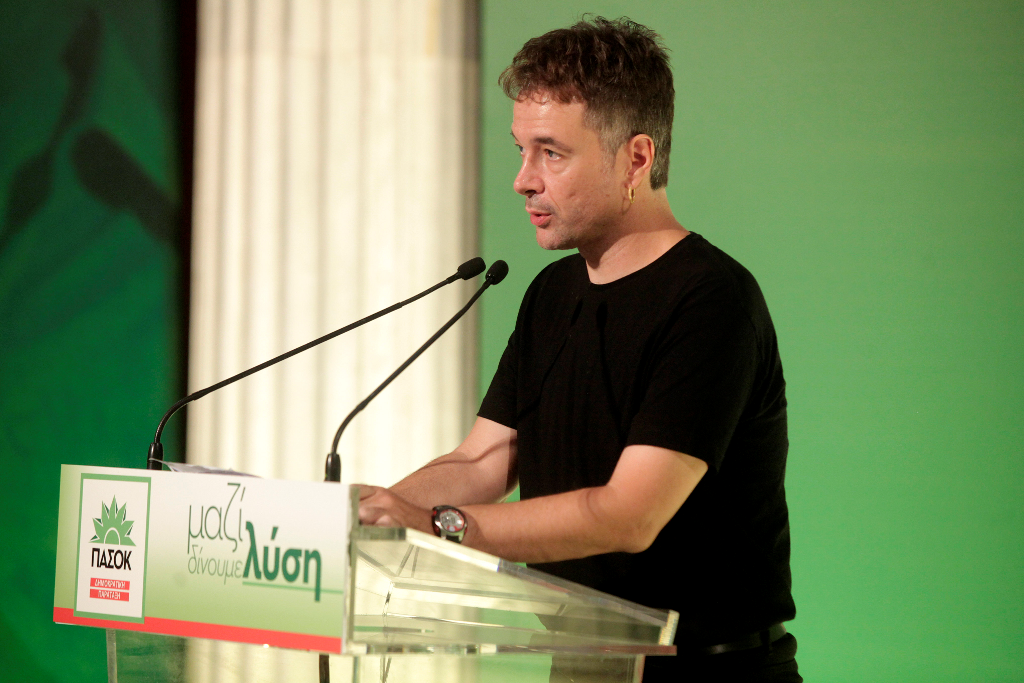 Σάλος από τις αναρτήσεις Χειμωνά: Υποχρεωτική στείρωση των Συριζαίων - Είχα καιρό να τους ξεκωλ...» (Photos) - Media