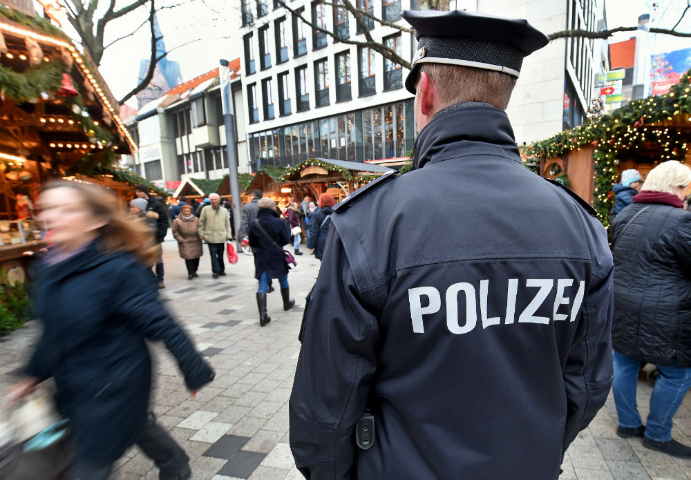 Συνελήφθη ο 17χρονος που σχεδίαζε επιθέσεις σε Γερμανία και Βρετανία - Media